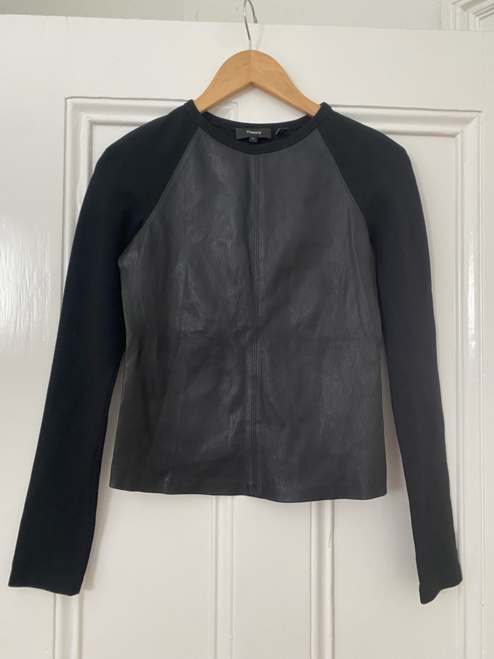 NWOT Theory Bristol lamb leather combo raglan long sleeve top black size P XS
